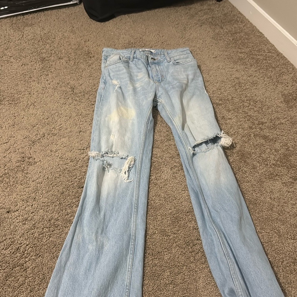 Zara knew ripped denim